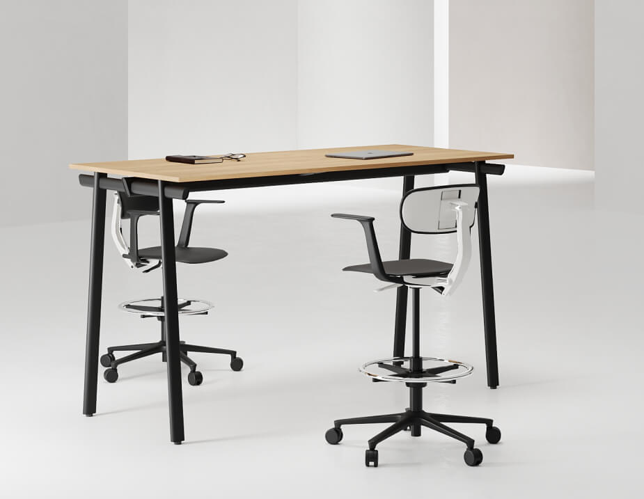 Tori Minimalist High Table